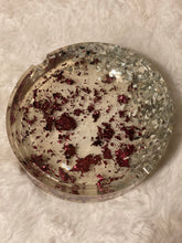 Load image into Gallery viewer, Circular Ash Trays