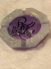 Load image into Gallery viewer, Circular Ash Trays