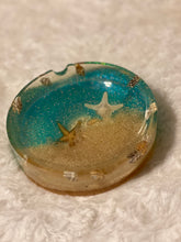 Load image into Gallery viewer, Circular Ash Trays